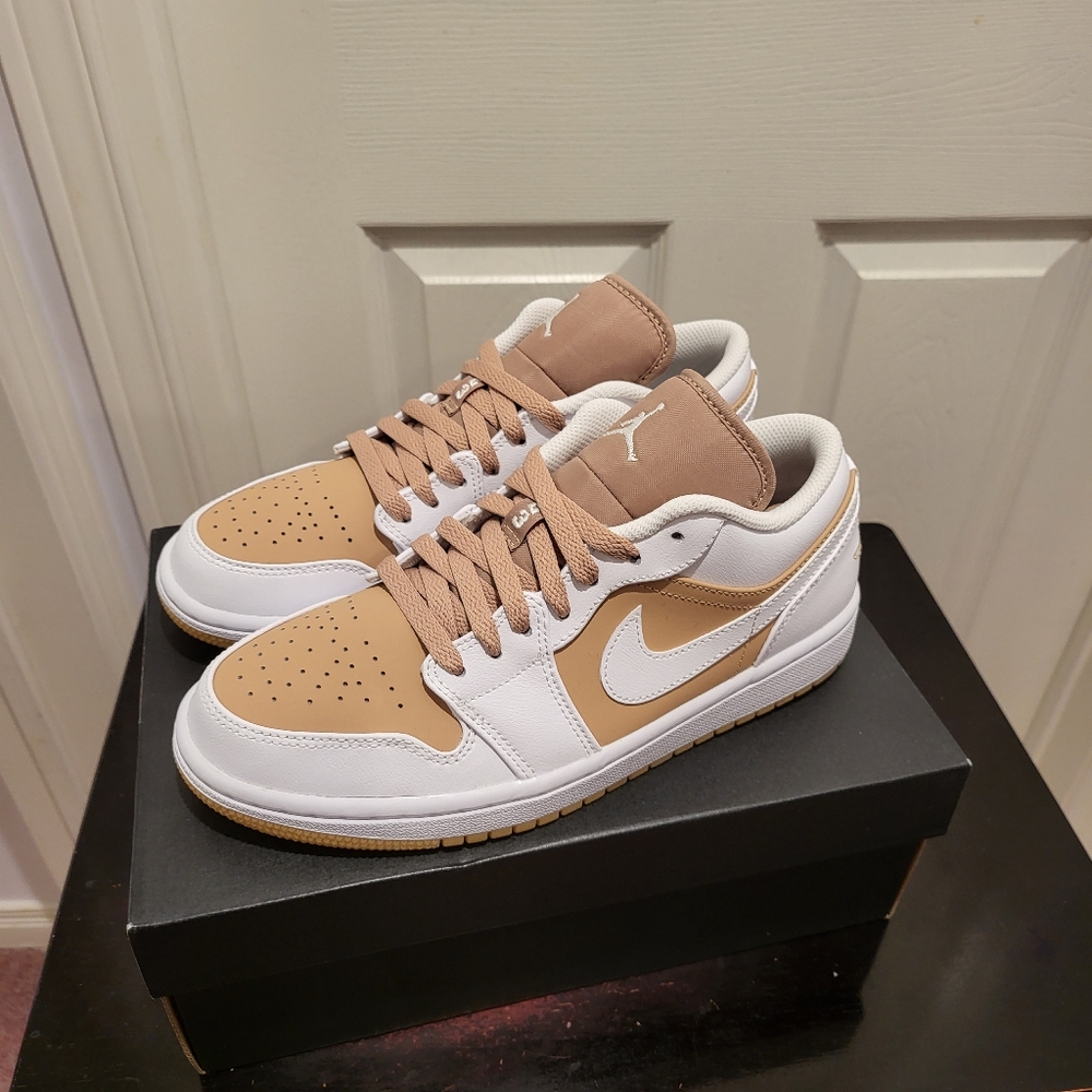 Air Jordan 1 Low Hemp White